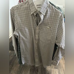 Men’s long sleeve dress shirt button up
